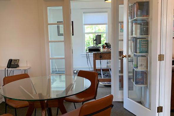SMALL OFFICE SPACE!